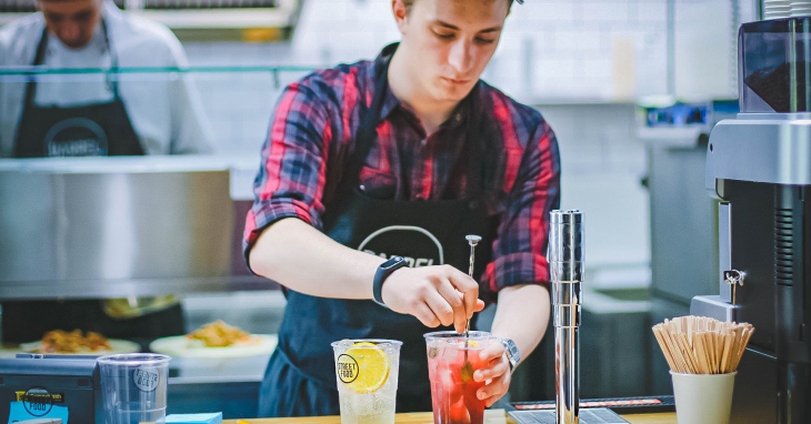 3 tips to decrease the turnover of restaurant staff